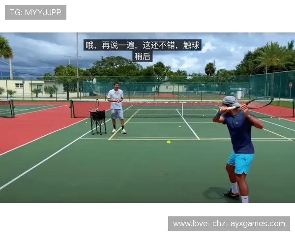 轻松攻防:全面掌握网球反手削球的稳定训练秘籍 轻松攻防:全面掌握网球反手削球的稳定训练秘籍